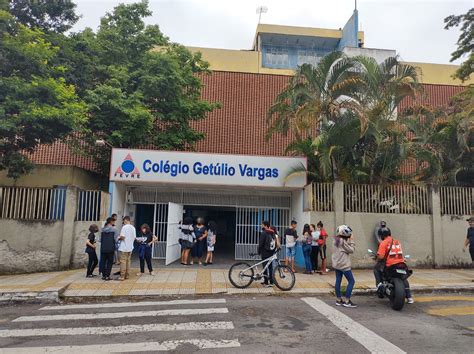 Prefeitura Municipal de Volta Redonda Colégio Getúlio Vargas terá salas climatizadas no