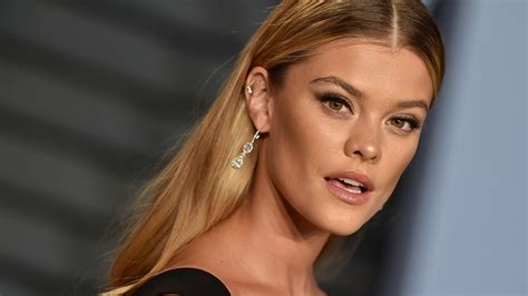 Sports Illustrated Swimsuit Model Nina Agdal Poses Completely Nude On