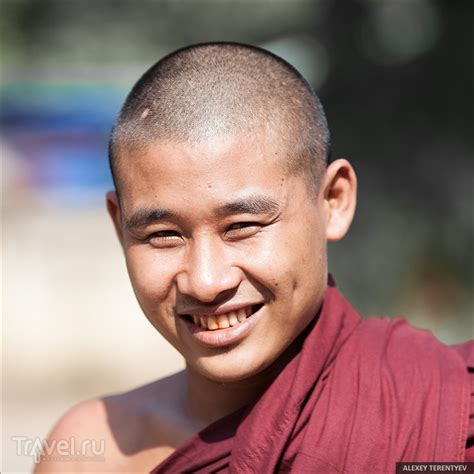 ပြည်ထောင်စု သမ္မတ မြန်မာနိုင်ငံတော် «пьидаунзу мьянма найнгандо»), сокращённо — мья́нма. Мьянма... Люди / Отзывы о Мьянме / Travel.Ru