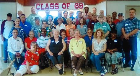 Cleveland High School Class Of 69 Holds 50 Year Reunion Bluebonnet News