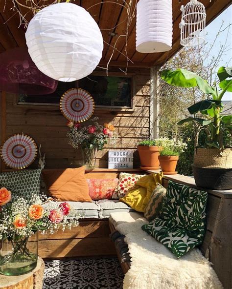 10 Fascinating Bohemian Garden Decoration Ideas For Cheerful Homes