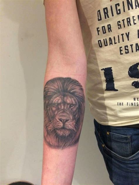 Lion Tattoo Dutch Ink