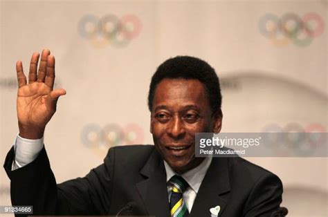 Pele Olympics Photos And Premium High Res Pictures Getty Images