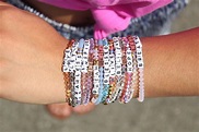 diy beaded bracelets #BeadedBracelets | Pony bead bracelets, Rave ...