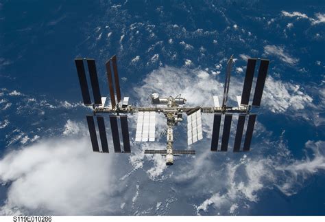 Iss Hd Wallpapers Desktop And Mobile Images And Photos