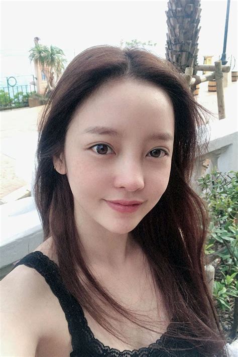 Home singer female goo hara height, weight, age, body statistics. Goo Hara Death: Police find a 'pessimistic' note penned by ...