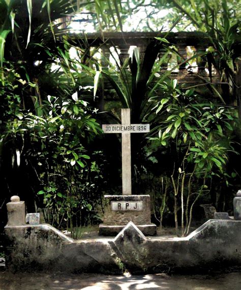 Paco Cemetery Park Grave Of Jose Rizal Late 19th Or Early 20th Century