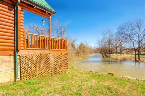 Maybe you would like to learn more about one of these? River Livin: 2 Bedroom Vacation Cabin Rental Pigeon Forge ...