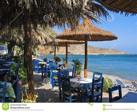 Explore guest reviews and book the apartments in crete. Restaurant de Greec image stock. Image du restaurant ...
