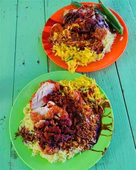 The nasi kandar show kini kembali dengan episod terbaru. Restoran Di Kajang Ini Menjual Nasi Kandar Kedah RM5 Sahaja