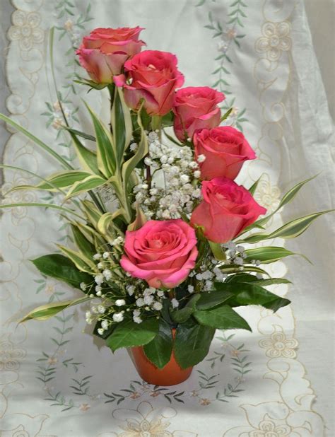 Beautiful Valentine Flower Arrangements That You Will Like 11 Magzhouse