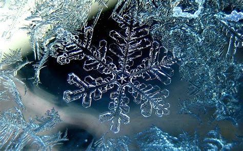 Download Wallpaper 3840x2400 Snowflake Winter Macro Ice Ultra
