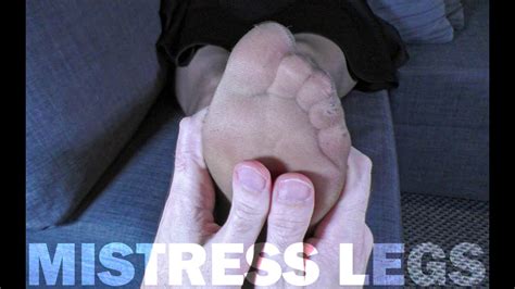 Nylon Foot Massage Of Beautiful Mistress Legs Youtube