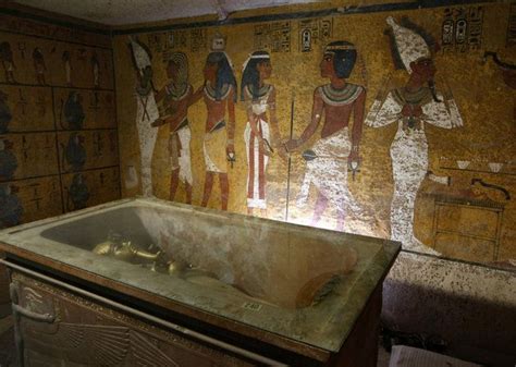 Queen Nefertitis Legendary Lost Tomb May Have Been Discovered King