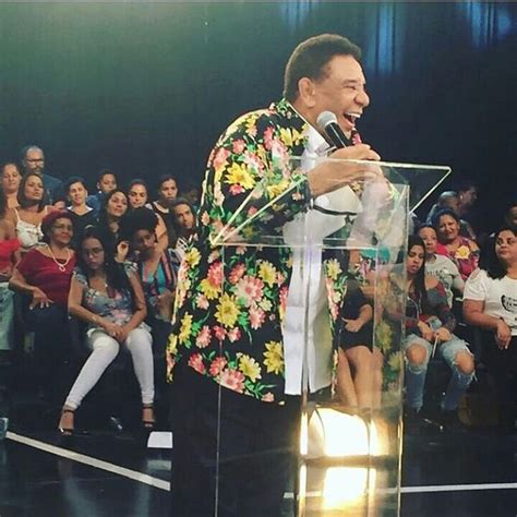 Relembre trajetória e sucessos do cantor. 'Estou vivo!', comemora Agnaldo Timóteo após ficar meses ...