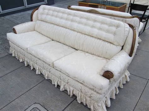 It was developed in the 18th century. UHURU FURNITURE & COLLECTIBLES: SOLD Early American Style Sofa Sleeper - $95