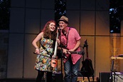 Marshall Crenshaw praises The Accidentals, plays with the trio