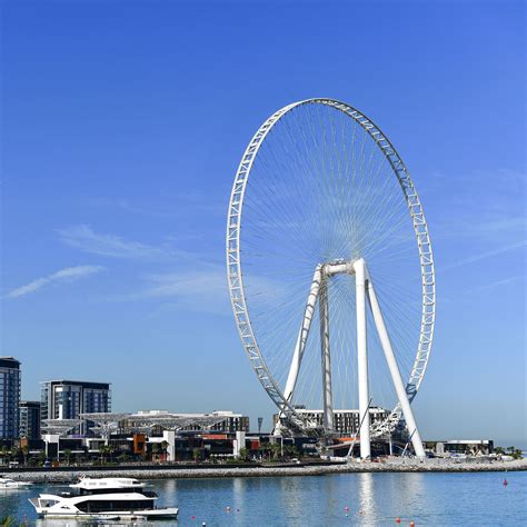 The Worlds Largest Ferris Wheel Just Opened In Dubai Wglt