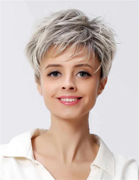 Short Straight Ladies Grey Hair Wig With Pixie Cut Uk