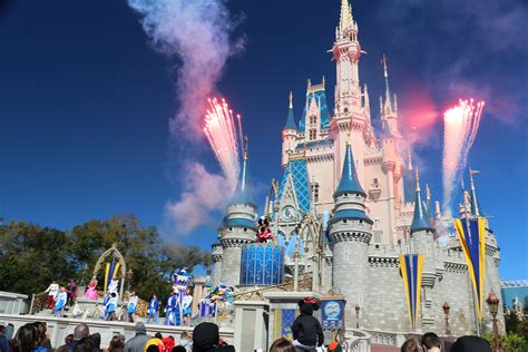5 Key Facts About Walt Disney S Favorite Theme Park L
