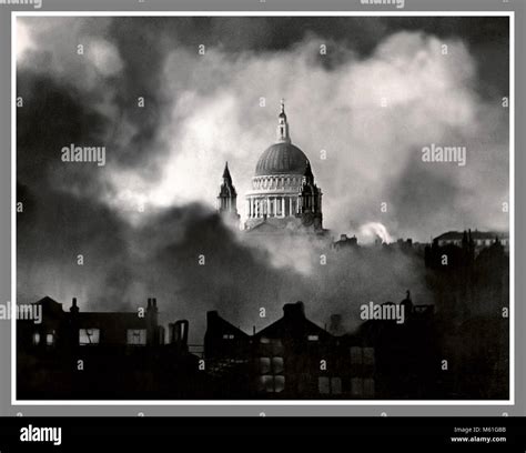 London Blitz Ww2 Nazi Germany Bombing St Pauls Survivesan Iconic