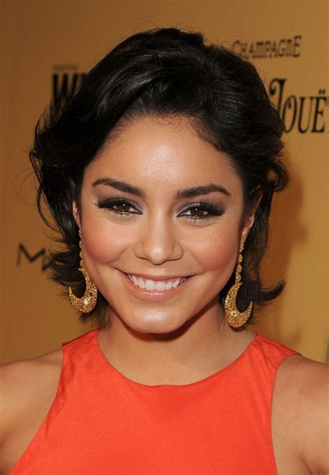 Short layered flip hairstyles fade haircut 14 05 2019 long bob hairstyles with flipped layered ends is really a quite effective it can improve your great skin features and get emphasis away from. Vanessa Hudgens Glamorous Short Black Flip Hairstyle ...