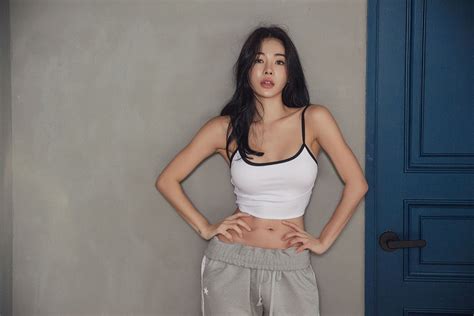An Seo Rin Model Korean Fashion Fitness Set Jan2018