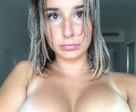 Boobs Like These Are God S Gift To Men Pics Izispicy Com