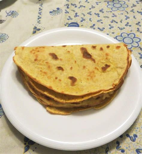 Questa è la farina di mais. Cialde rustiche di farina di mais | Ricette della Nonna