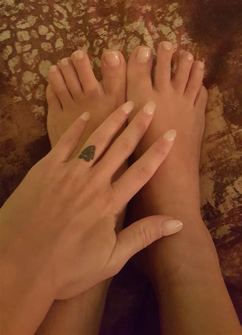 Kat Diors Feet