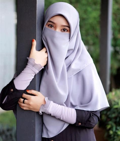 Outfit Trend Wanita Hijab