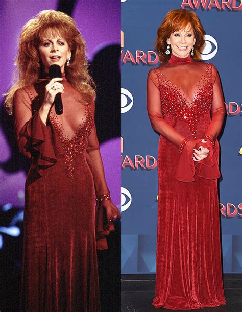 Reba Mcentires Red Dress At Acm Awards Re Wears 1993 Cma Awards Look Hollywood Life