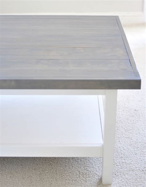 This coffee table has a coastal style, which will give your interior design a seaside feeling. Weathered Gray Coffee Table | Centsational Girl