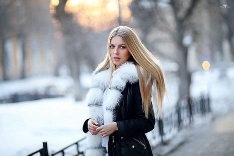 Hd Wallpaper Women Blonde Armpits Tanned Portrait Alena Filinkova