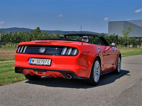 Foto Ford Mustang V8 At Cabrio Testbericht 002 Vom Artikel Ford