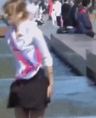 Skirt Blown In Public With No Panties Tumblr Porn