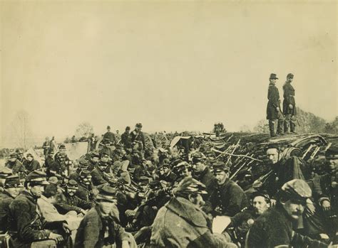 Fileunion Soldiers Entrenched Along The West Bank Of The Rappahannock