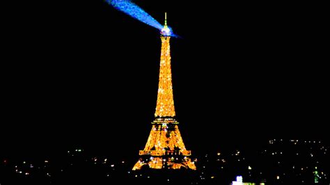 Eiffel Tower At Night Flashing Lights Youtube