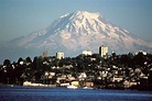 Tacoma skyline with Mount Rainier in the background, Washington, United ...