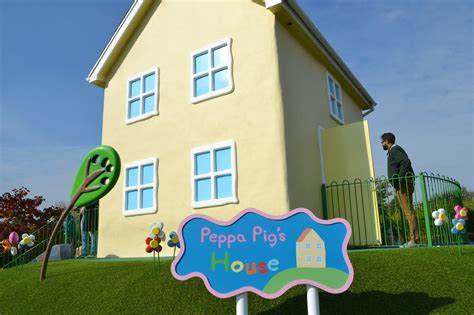 Peppa Pig World And Paultons Park Review Tin Box Traveller