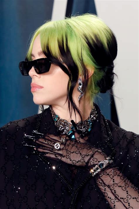Billie Eilishs Drenched Neon Hair At The 2020 Vanity Fair Oscars