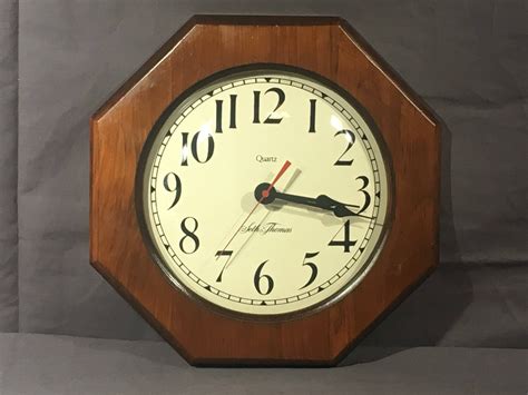 Vintage Seth Thomas Clock Decorative Wood Wall Clock Brown Glass Quartz Time Piece Round Wall