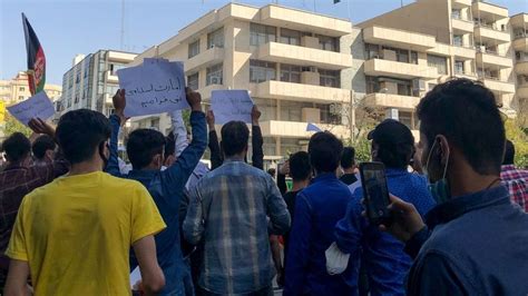 تظاهرات روز گذشته مردم مقابل سفارت پاکستان