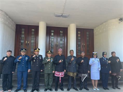 Komandan Lanal Bandung Hadiri Upacara Peringatan Hari Lahir Pancasila Tahun Tingkat Kota