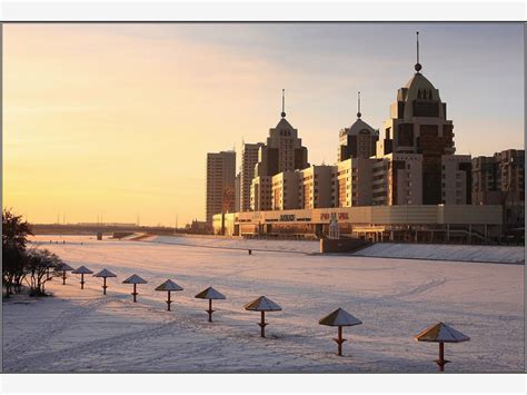 Городской пляж в ожидании лета Астана Казахстан Фото 1 ФотоТерра