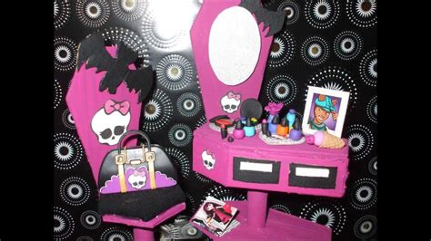 Find an old barbie house with three or more rooms. monster high house furniture (handmade) - YouTube