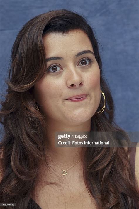 Cote De Pablo At The Four Seasons Hotel In Beverly Hills California