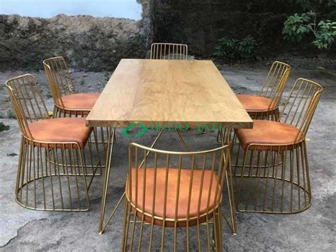 Set meja makan tersedia 8 kursi dan 1 meja, terbuat dari kayu jati, memiliki lapisan finishing yang indah dengan kombinasi tampilan warna. Kursi Makan Industrial Meja Makan Kayu Jati | CV INDO JATI ...