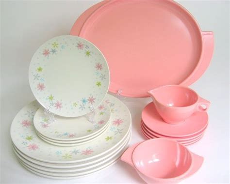 17 Pc Vintage Melamine Dinnerware Set Boontonware Pink And White Melmac