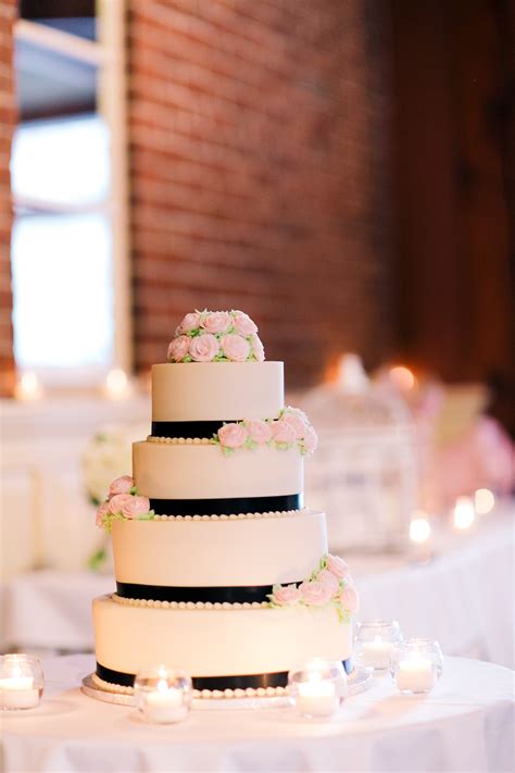 Tiered Wedding Cake Elizabeth Anne Designs The Wedding Blog